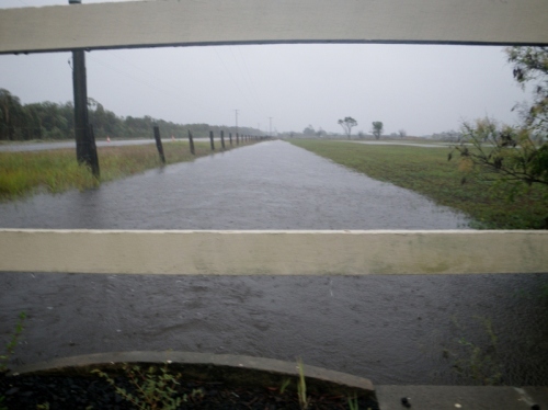 2013 flooding moat (800x599)